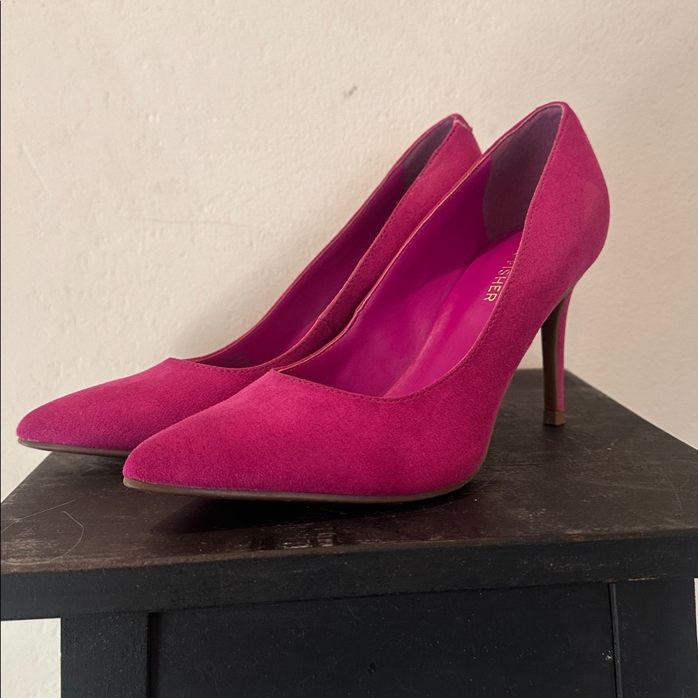 Marc Fisher Fuchsia Pointed Heels